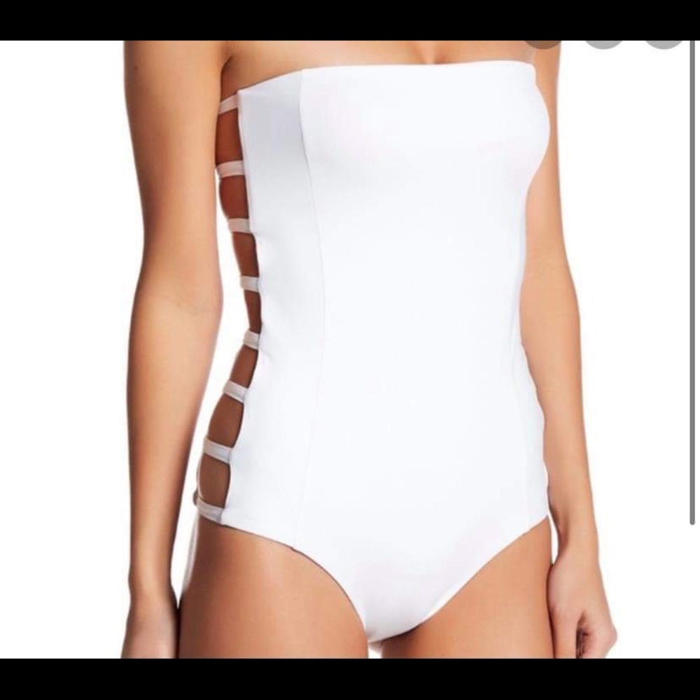 Tavik swimwear